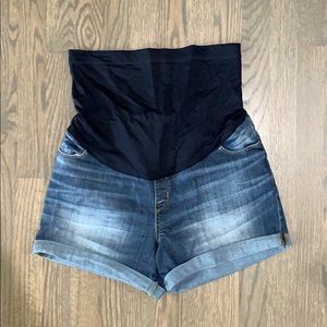 Full panel Maternity Jean shorts